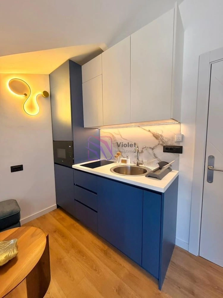 Butik-hotel-za-dugorocni-najam-u-Centru-Budva-14 Izdavanje: Hotel 440 m² – Centar, Budva — fotografija 15