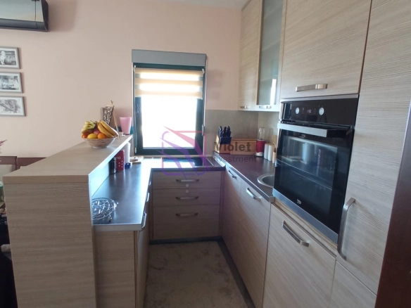 Trosoban stan 101 m² – Kotor — fotografija 4