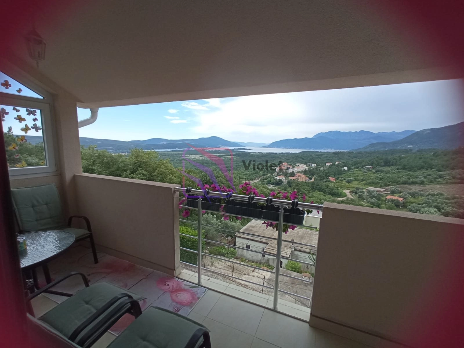 Trosoban-penthaus-sa-pogledom-na-more-Dub-Kotor-4 Trosoban stan 101 m² – Kotor — fotografija 5
