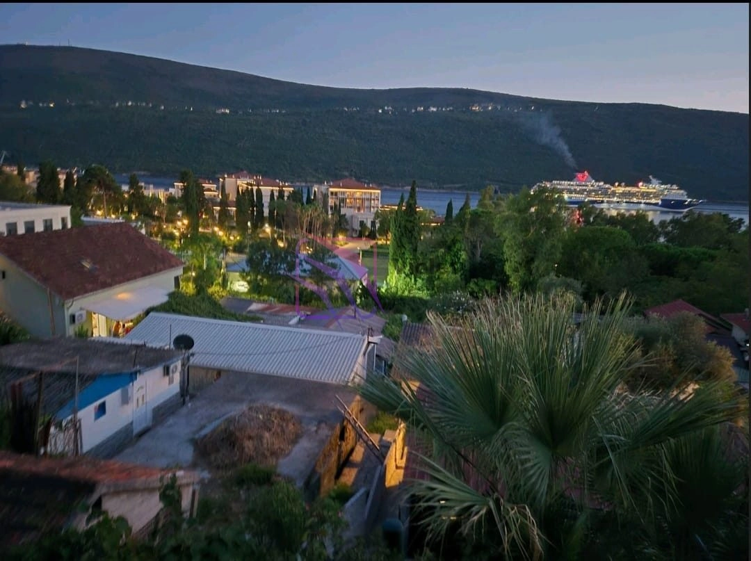 Jednosoban-stan-s-pogledom-na-more-u-Kumboru-Herceg-Novi Jednosoban stan s pogledom na more u Kumboru