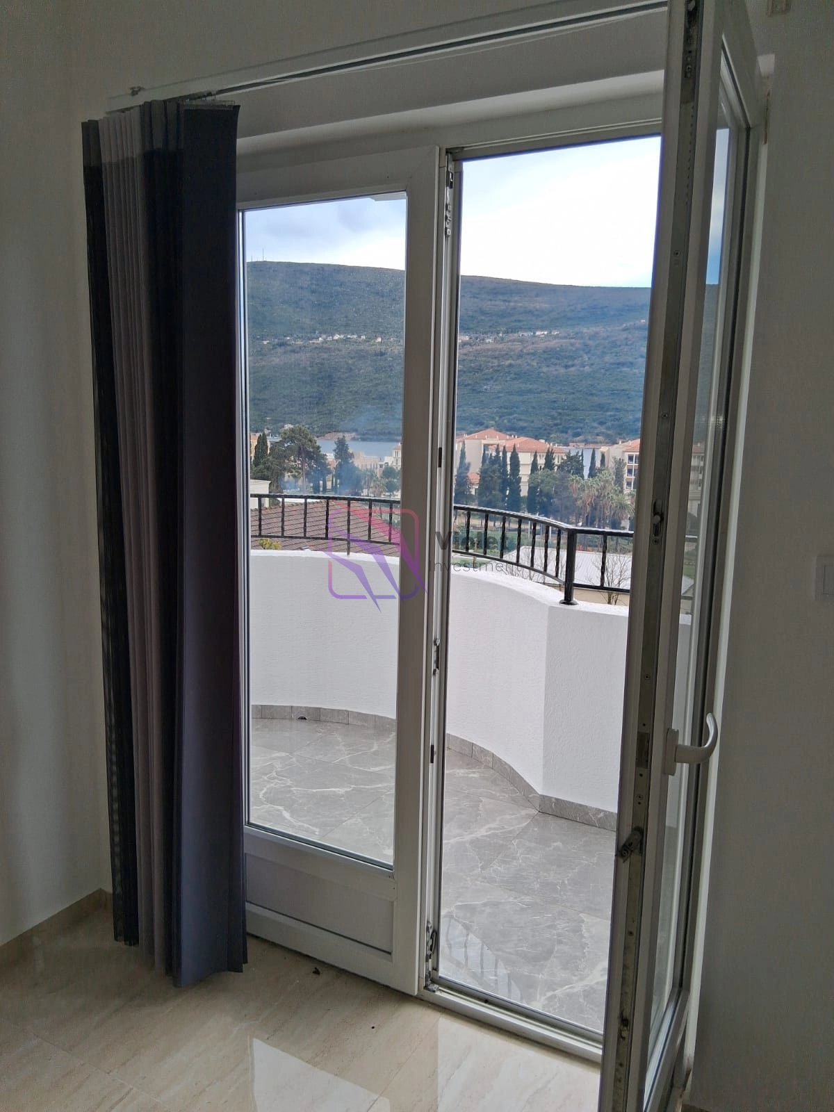 Jednosoban-stan-s-pogledom-na-more-u-Kumboru-Herceg-Novi-3 Jednosoban stan 44 m² – Kumbor, Herceg Novi — fotografija 4