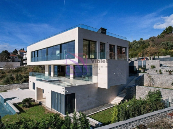 Kuća 922 m² – Reževići, Budva — fotografija 2