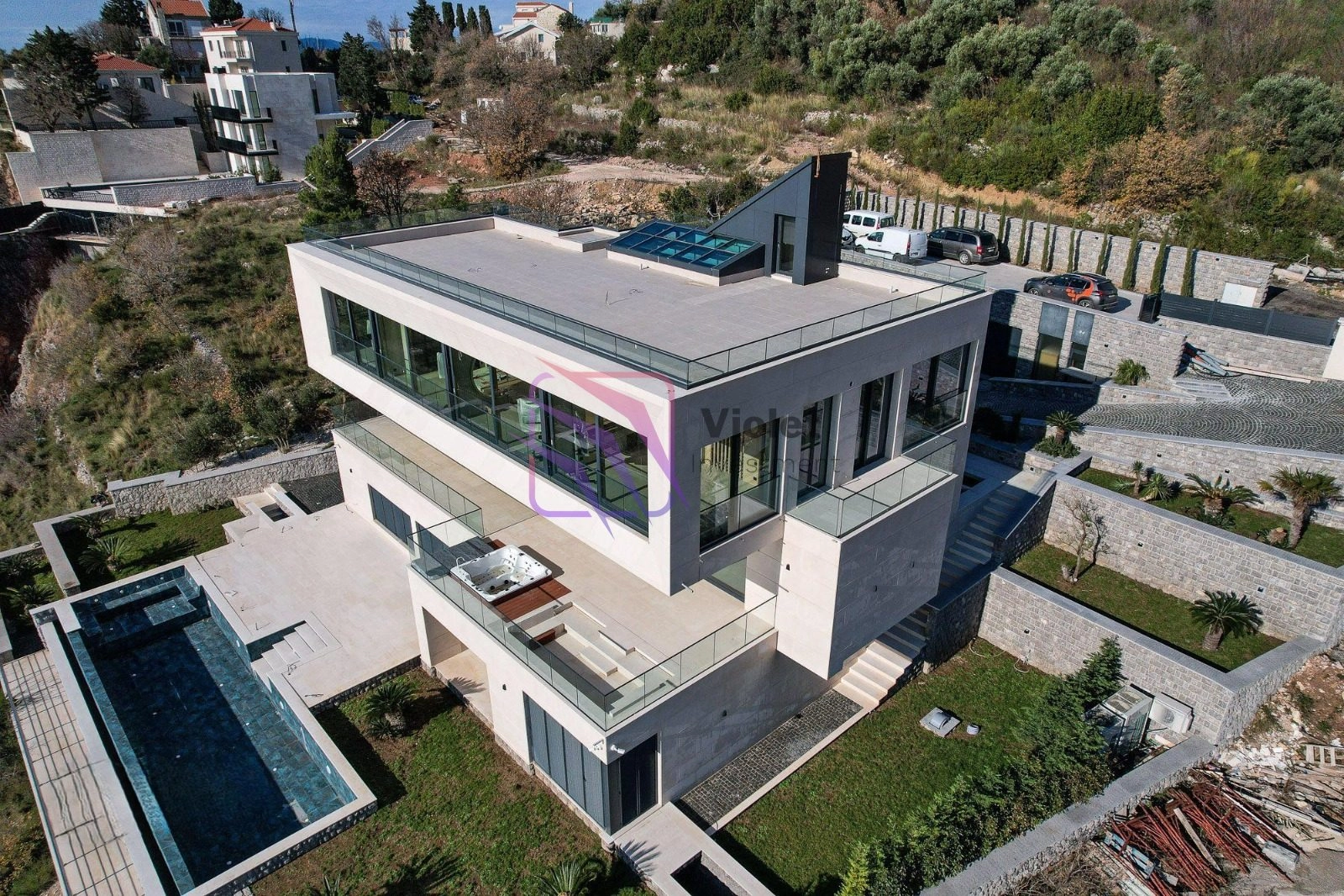 Kuca-sa-bazenom-i-pogledom-na-more-u-Rezevicima-Budva-2 Kuća 922 m² – Reževići, Budva — fotografija 3