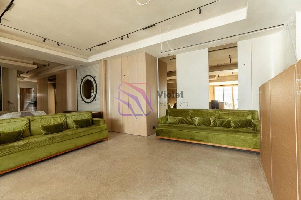 Kuca-sa-bazenom-i-pogledom-na-more-u-Rezevicima-Budva-12 Kuća 922 m² – Reževići, Budva — fotografija 13