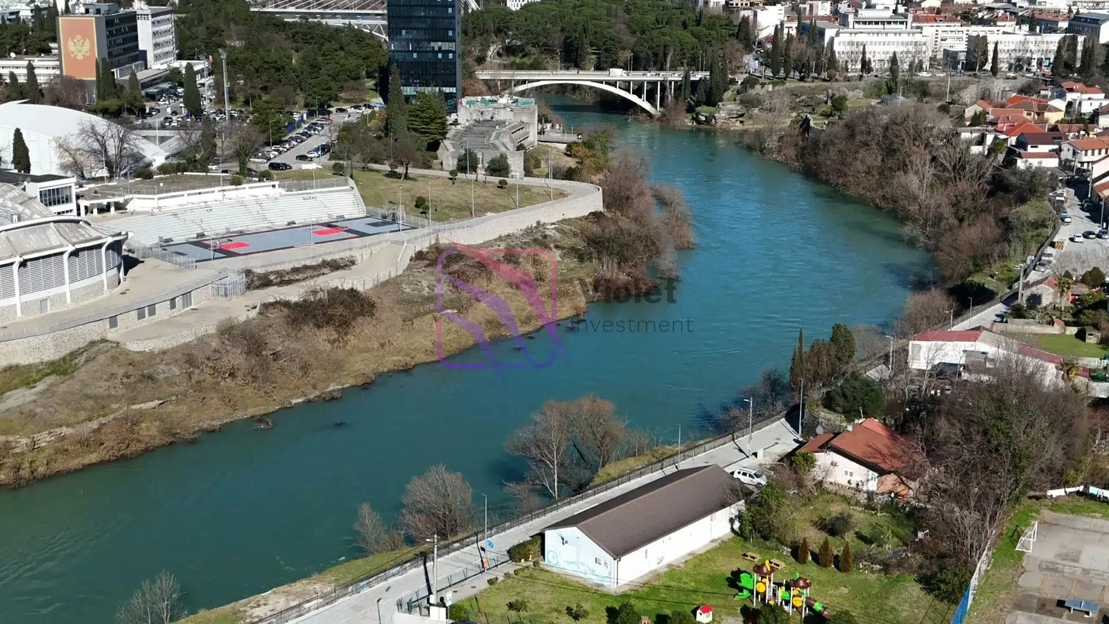 Plac-1000-m²-u-Staroj-Varosi-Podgorica Plac 1000 m² u Staroj Varoši