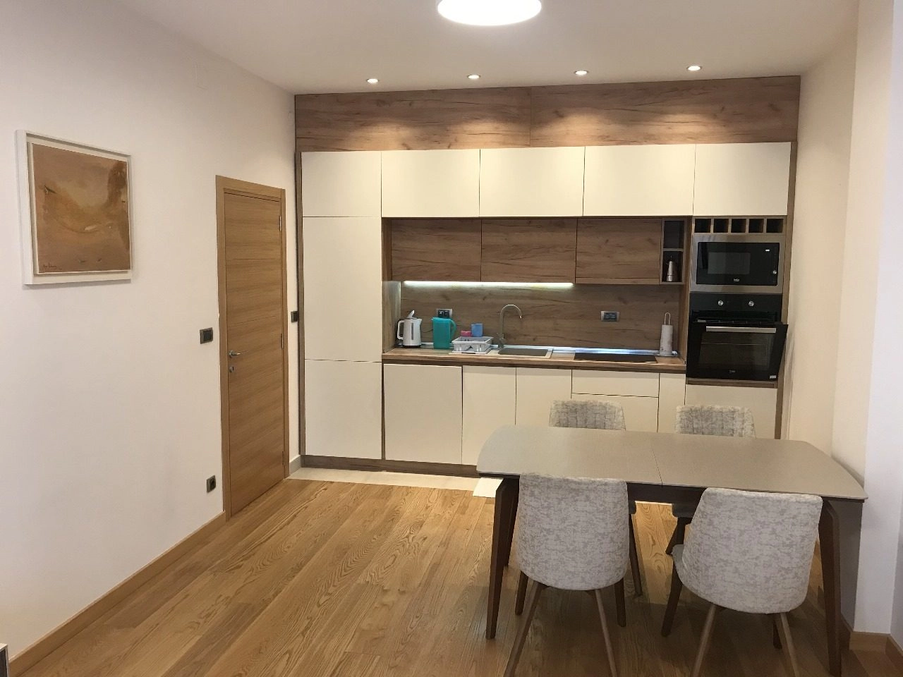 Dvosoban-namjesten-stan-Krusevac-Podgorica-7 Izdavanje: Dvosoban stan 75 m² – Kruševac, Podgorica — fotografija 8