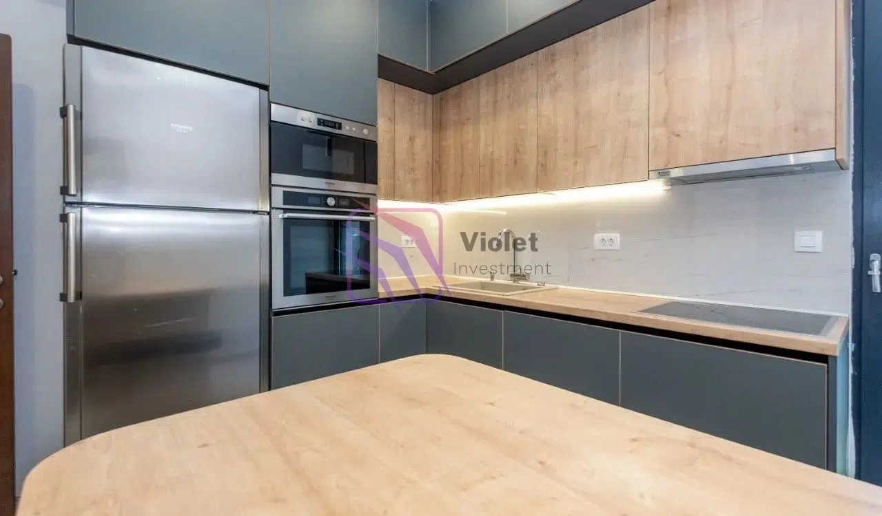 Kuca-sa-dvoristem-na-Dalmatinskoj-Podgorica-10 Izdavanje: Kuća 160 m² – Dalmatinska, Podgorica — fotografija 11