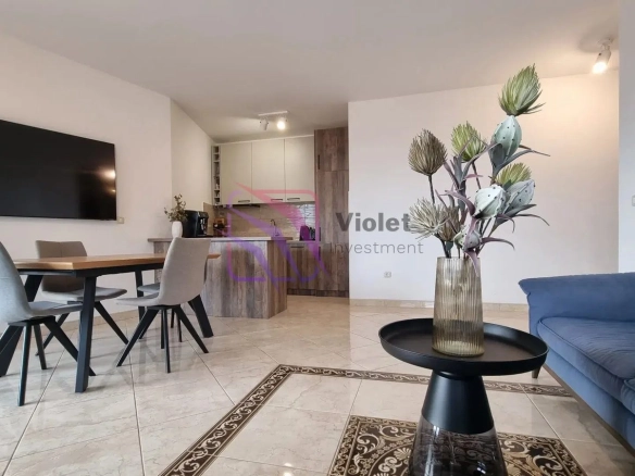 Dvosoban stan 107 m² – Bečići, Budva — fotografija 2