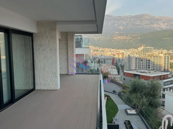Trosoban stan 263 m² – Komoševina, Budva — fotografija 8