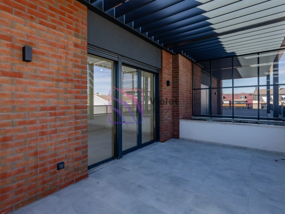 Dvosoban stan 96 m² – Krivi most, Podgorica — fotografija 4