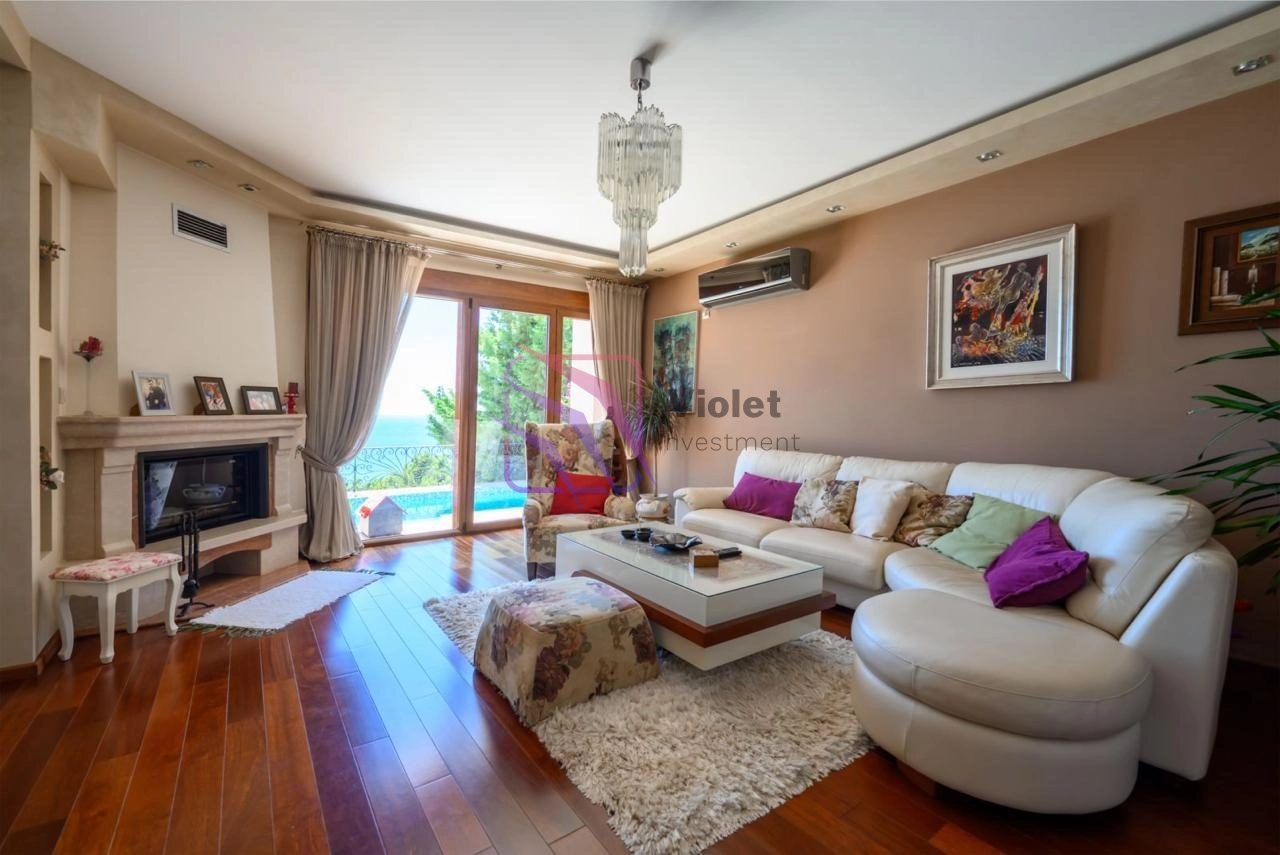 Kuca-sa-bazenom-u-Zelenom-pojasu-Bar-6 Kuća 252 m² – Zeleni pojas, Bar — fotografija 7