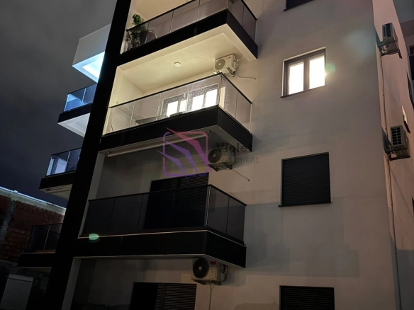 Dvosoban stan 67 m² – Bar — fotografija 3