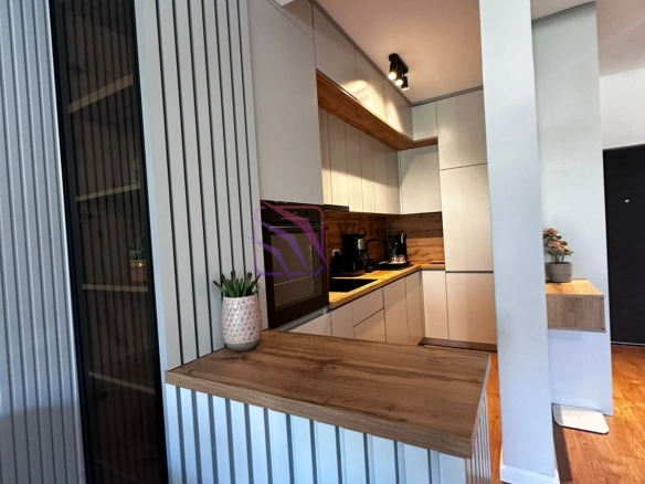 Dvosoban stan 67 m² – Bar — fotografija 4