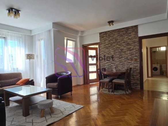 Izdavanje: Trosoban stan 94 m² – Zabjelo, Podgorica — fotografija 2