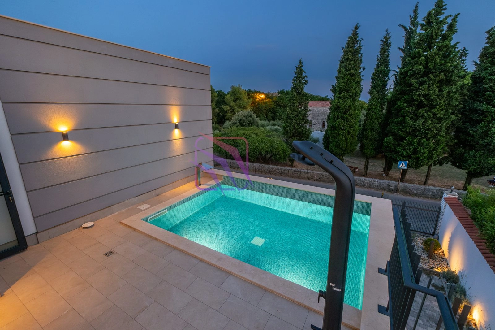 Izdavanje: Kuća 180 m² – Gornja Gorica, Podgorica — fotografija 6