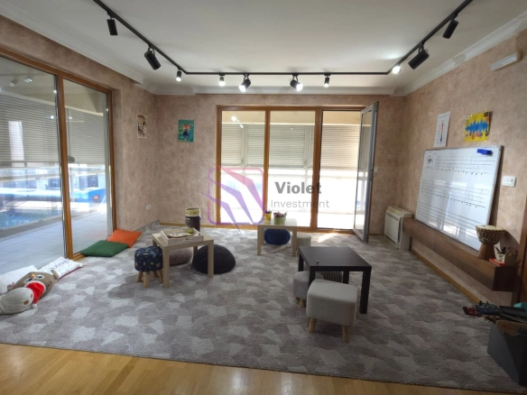 Trosoban stan 121 m² u Kruševcu