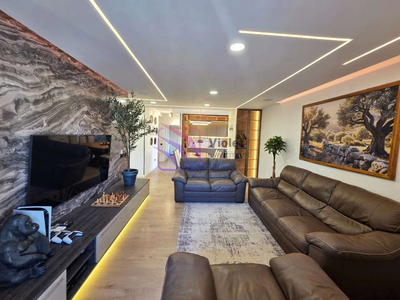 Trosoban-stan-sa-terasama-u-Becicima-Budva-1 Trosoban stan 107 m² – Bečići, Budva — fotografija 2
