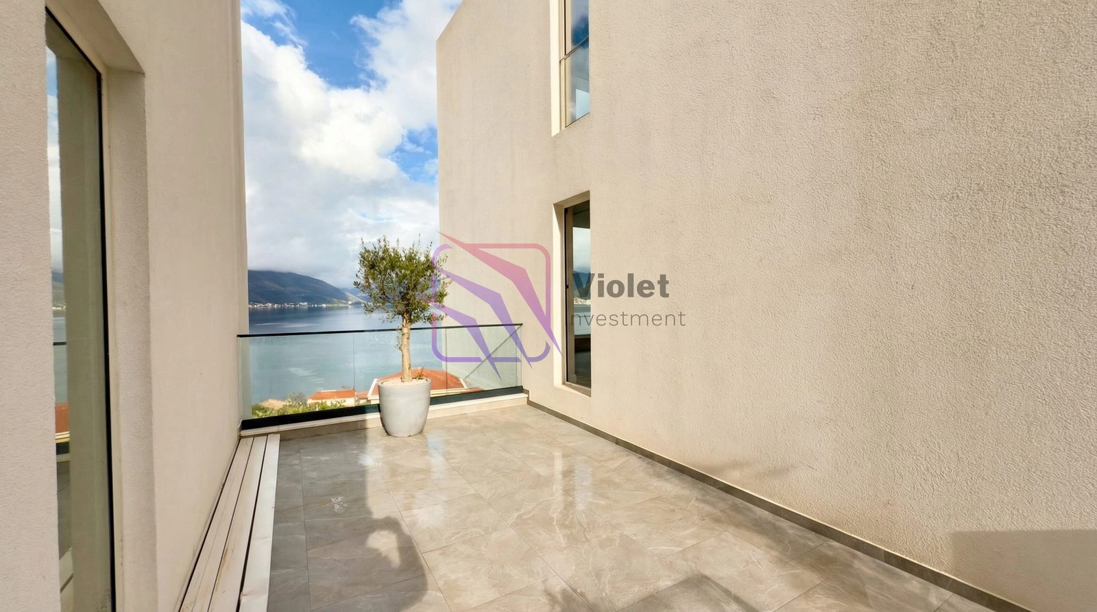 Dupleks-stan-u-kompleksu-The-Cube-Krasici-Tivat-9 Dvosoban stan 119 m² – Krašići, Tivat — fotografija 10