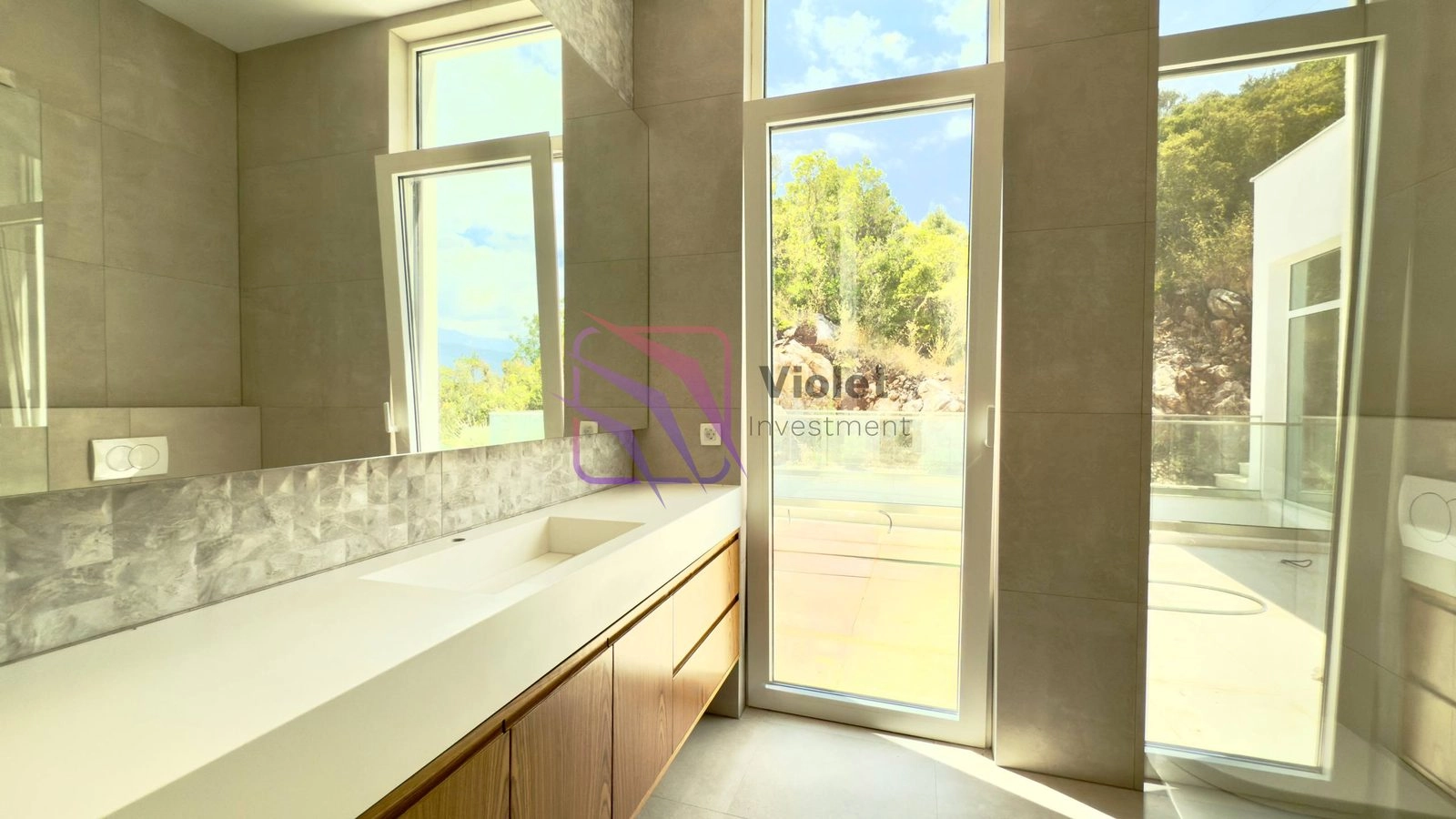 Dupleks-vila-sa-bazenom-u-Krasicima-Tivat-11 Kuća 350 m² – Krašići, Tivat — fotografija 12