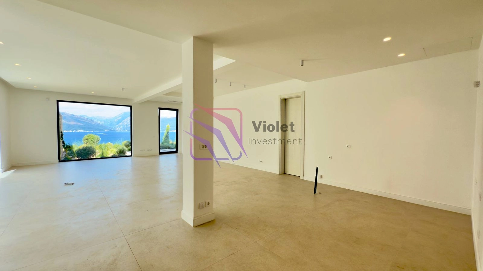 Dupleks-vila-sa-bazenom-u-Krasicima-Tivat-14 Kuća 350 m² – Krašići, Tivat — fotografija 15