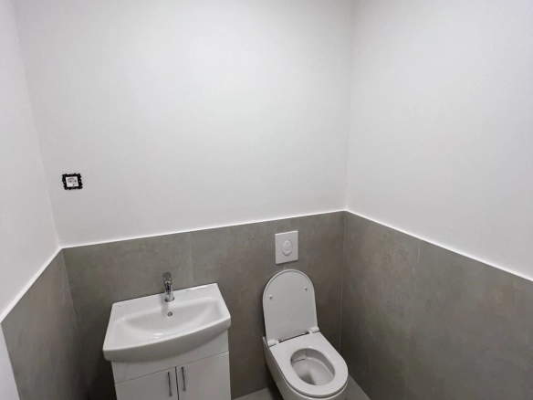Izdavanje: Poslovni prostor 95 m² – City kvart, Podgorica — fotografija 10