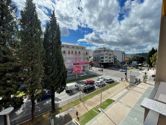 Dvosoban stan u centru Podgorice