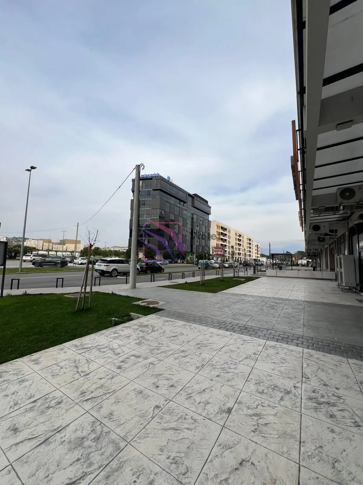 Poslovni-prostor-104-m²-u-Central-Pointu-Podgorica-4 Izdavanje: Poslovni prostor 104 m² – Central Point, Podgorica — fotografija 5