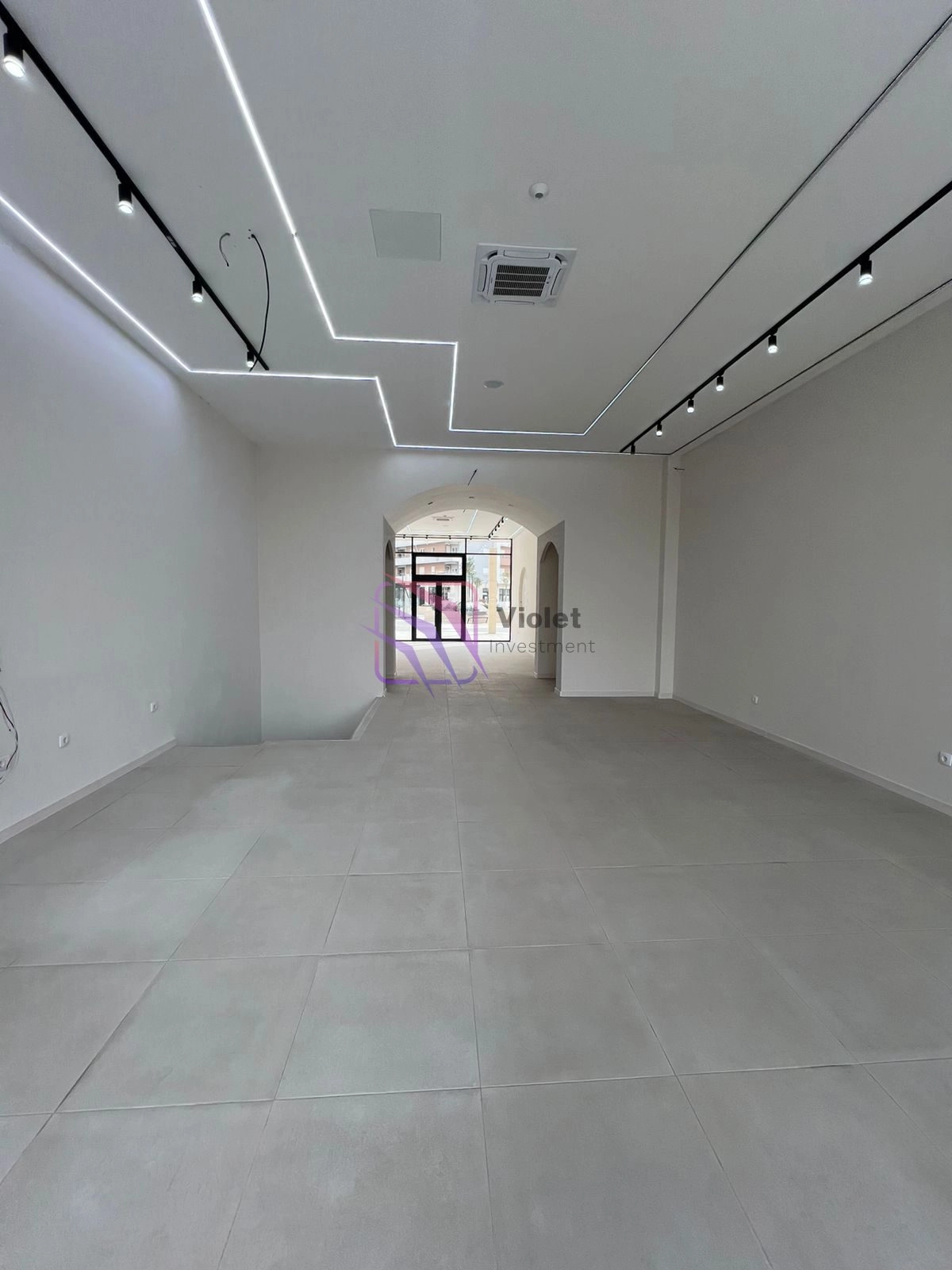 Poslovni-prostor-104-m²-u-Central-Pointu-Podgorica-5 Izdavanje: Poslovni prostor 104 m² – Central Point, Podgorica — fotografija 6