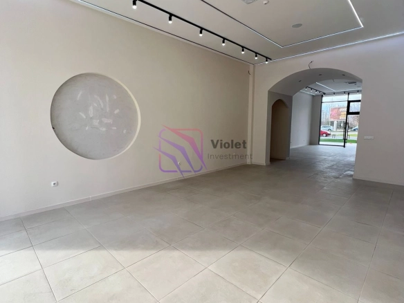 Izdavanje: Poslovni prostor 104 m² – Central Point, Podgorica — fotografija 7