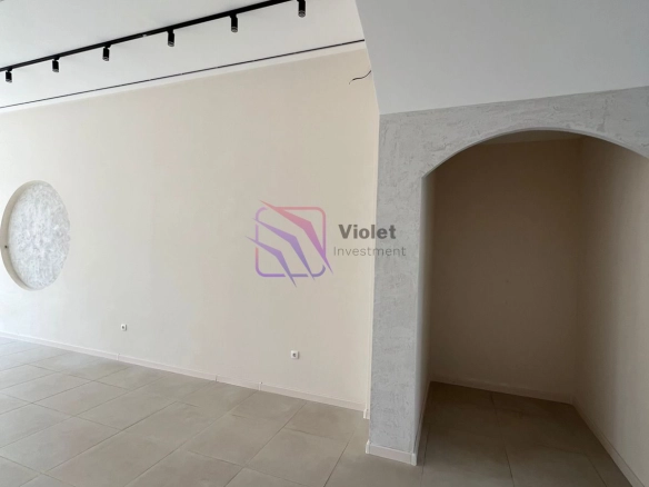 Izdavanje: Poslovni prostor 104 m² – Central Point, Podgorica — fotografija 8
