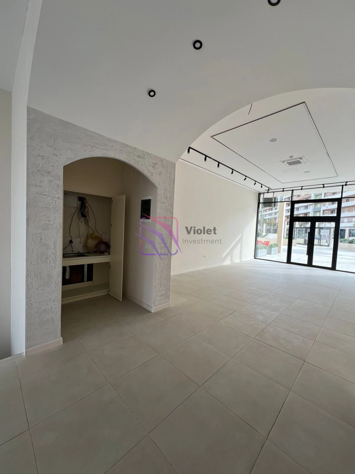 Poslovni-prostor-104-m²-u-Central-Pointu-Podgorica-8 Izdavanje: Poslovni prostor 104 m² – Central Point, Podgorica — fotografija 9