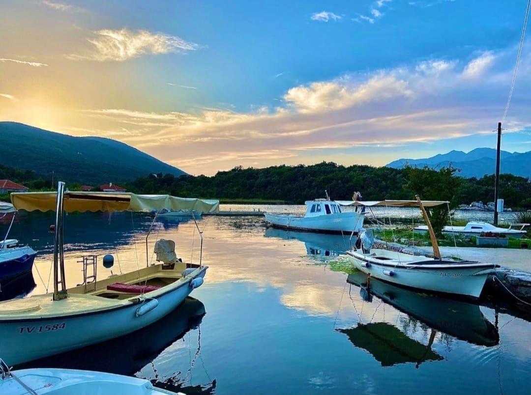 Kamena-kuca-na-Lustici-Tivat-2 Kuća 107 m² – Tivat — fotografija 3