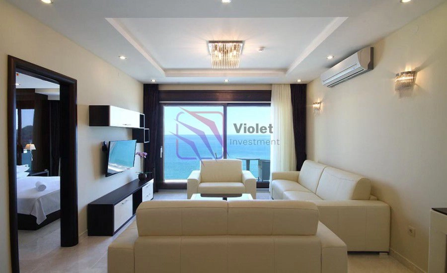 Jednosoban-stan-uz-more-u-Becicima-Budva-11 Izdavanje: Jednosoban stan 60 m² – Bečići, Budva — fotografija 12