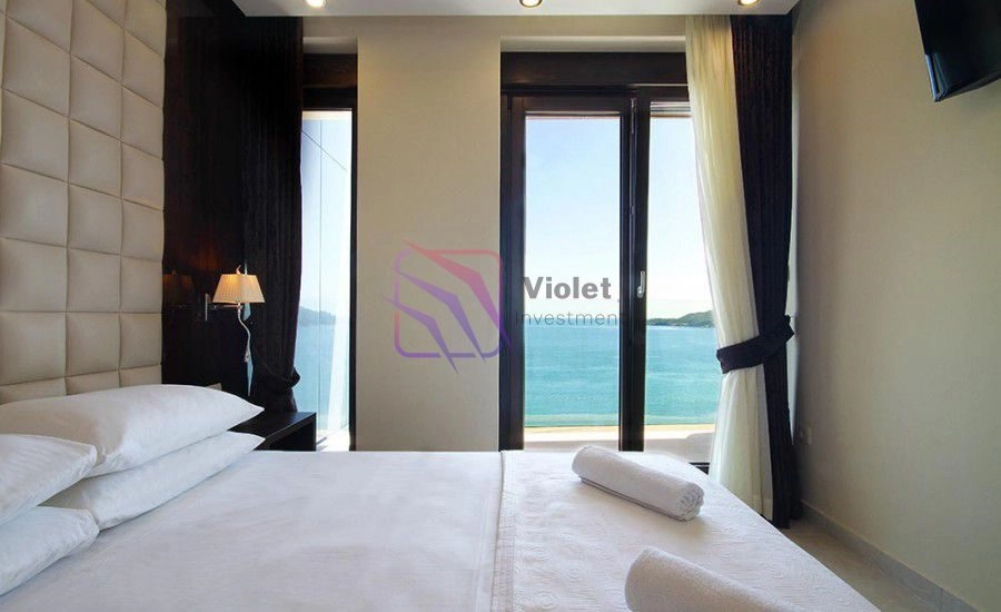 Dvosoban-stan-uz-more-u-Becicima-Budva-2 Izdavanje: Dvosoban stan 80 m² – Bečići, Budva — fotografija 3