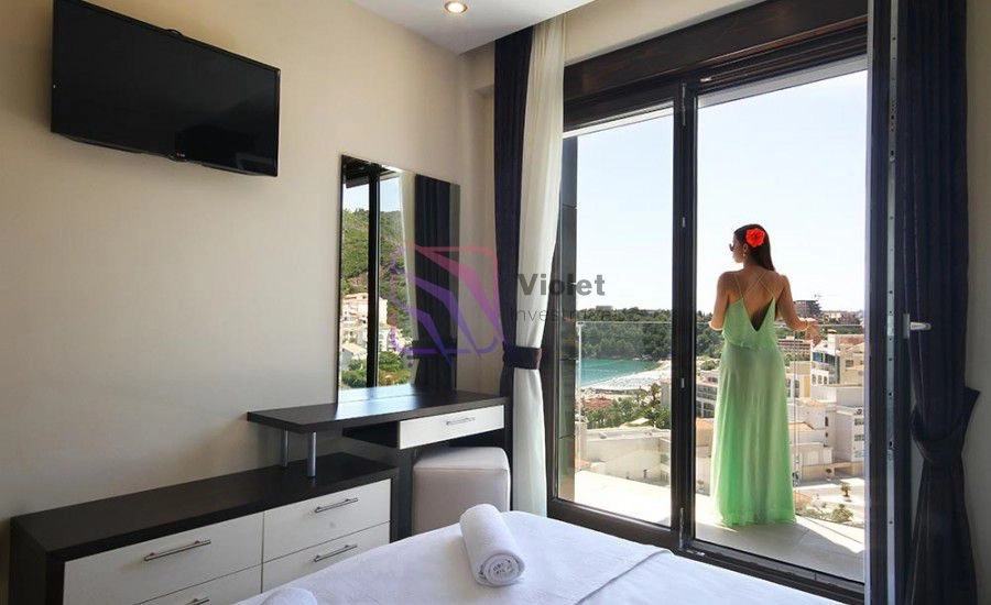Dvosoban-stan-uz-more-u-Becicima-Budva-3 Izdavanje: Dvosoban stan 80 m² – Bečići, Budva — fotografija 4