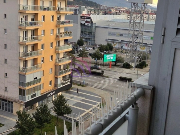 Namješten jednosoban stan, City kvart, Podgorica — fotografija 8