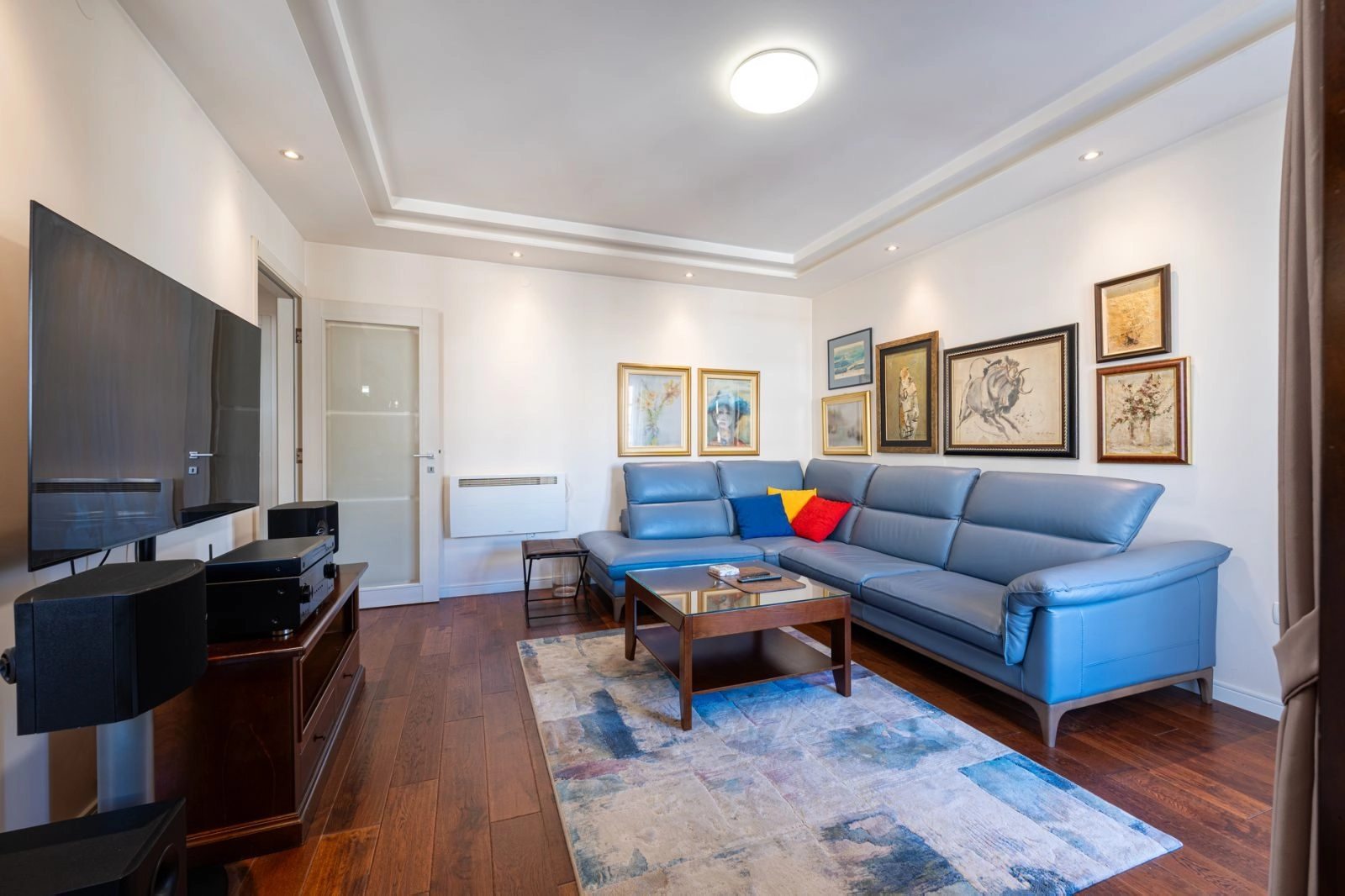 Namjesten-dvosoban-stan-u-Central-Pointu-Podgorica-2 Dvosoban stan 68 m² – Central Point, Podgorica — fotografija 3
