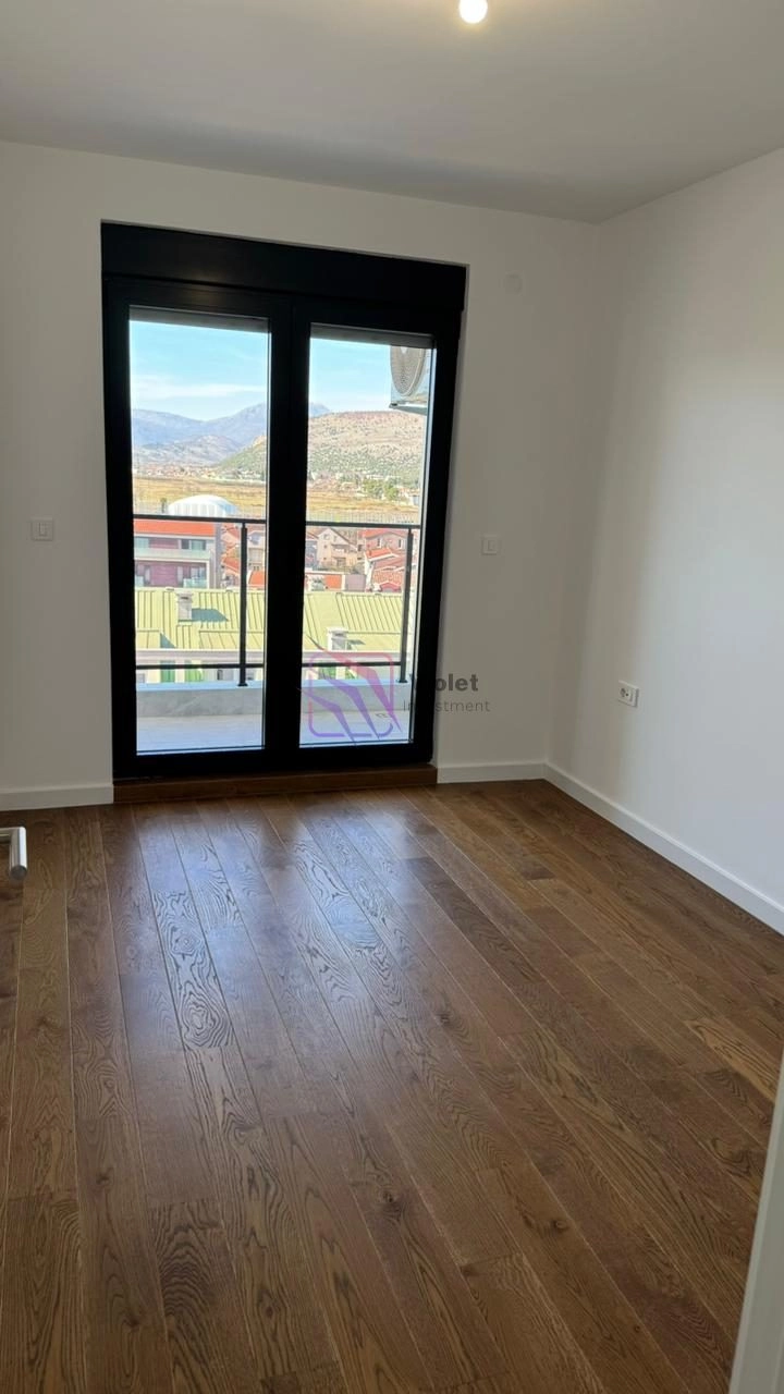 Jednosoban-stan-46-m²-u-Master-kvartu-Podgorica-5 Izdavanje: Jednosoban stan 46 m² – Master kvart, Podgorica — fotografija 6