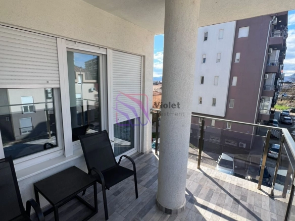 Namješten dvosoban stan u City kvartu, Podgorica — fotografija 6