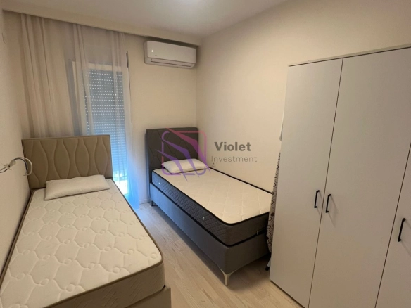 Namješten dvosoban stan u City kvartu, Podgorica — fotografija 14