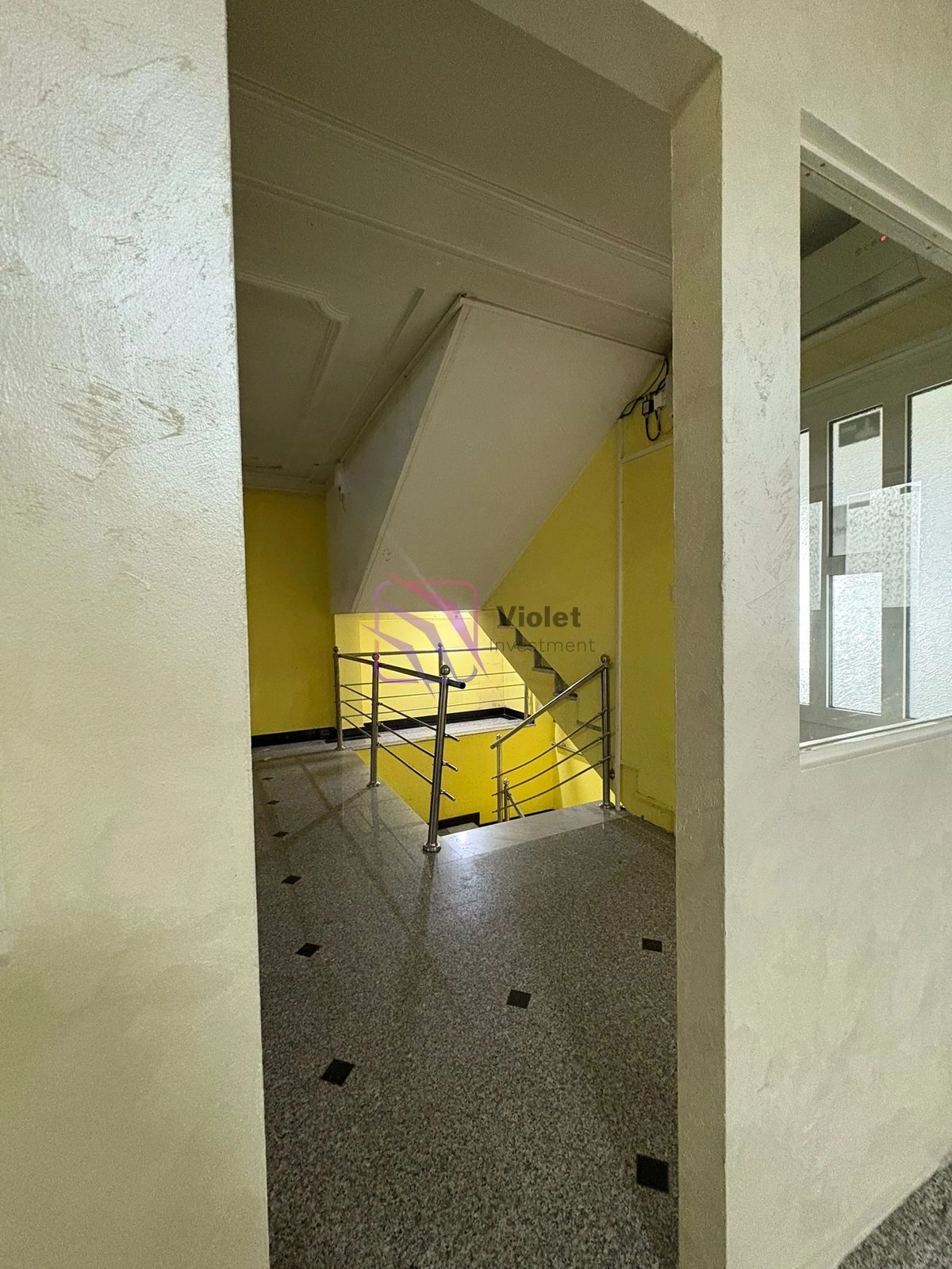 Poslovni-prostor-u-ulici-Slobode-Centar-Podgorica-9 Izdavanje: Poslovni prostor 490 m² – Centar, Podgorica — fotografija 10