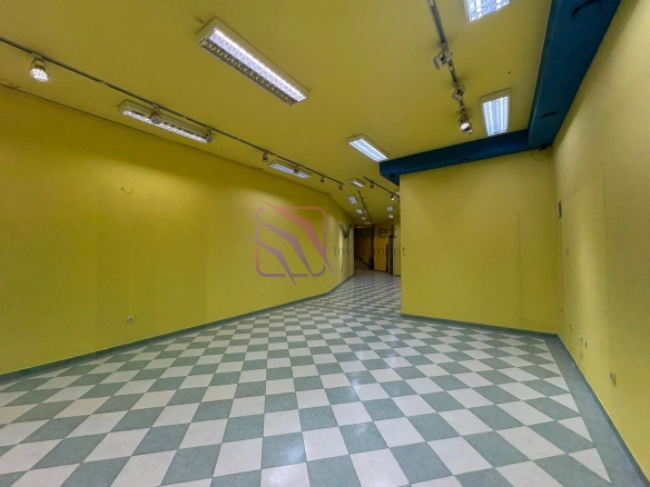 Izdavanje: Poslovni prostor 490 m² – Centar, Podgorica — fotografija 14