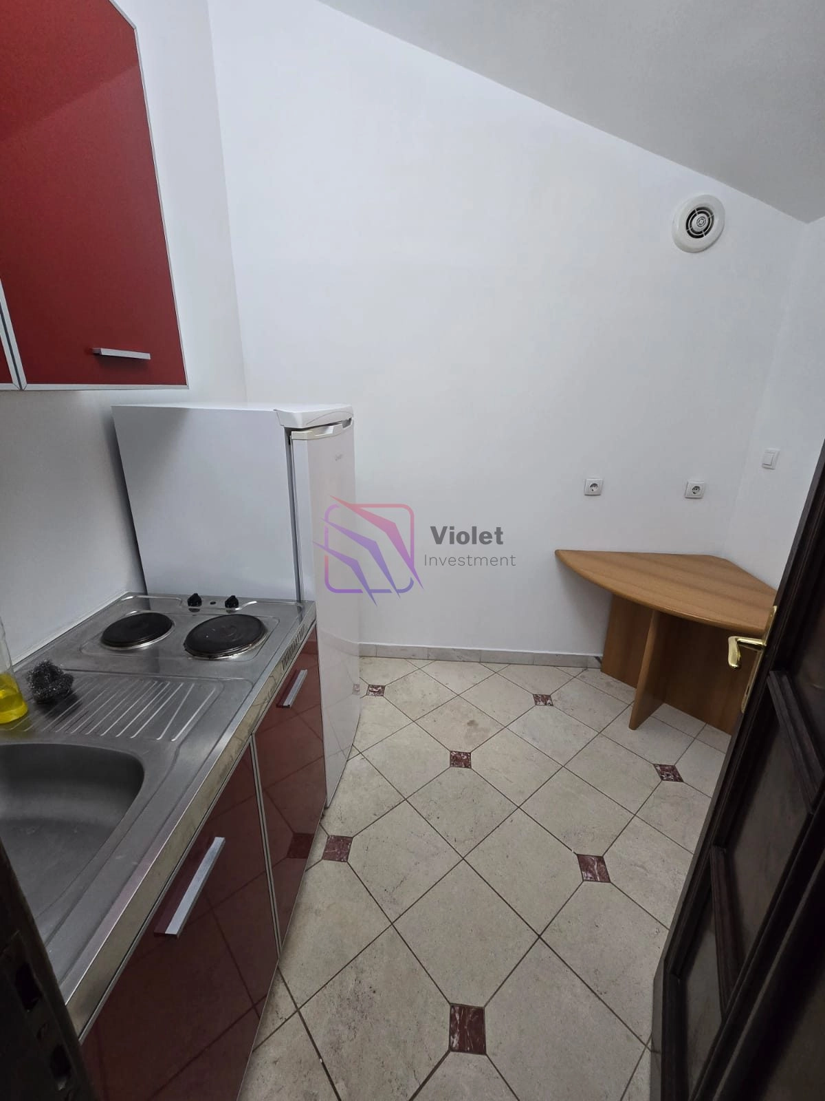 Poslovni-prostor-u-Hercegovackoj-ulici-Centar-Podgorica-14 Izdavanje: Poslovni prostor 140 m² – Centar, Podgorica — fotografija 15