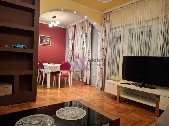 Izdavanje: Jednosoban stan 73 m² – Stari aerodrom, Podgorica — fotografija 7