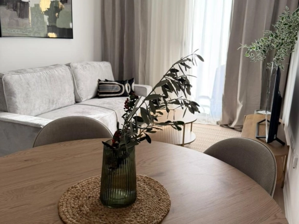 Izdavanje: Jednosoban stan 372 m² – Tološi, Podgorica — fotografija 2