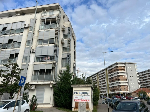 Izdavanje: Trosoban stan 80 m² – City kvart, Podgorica — fotografija 4