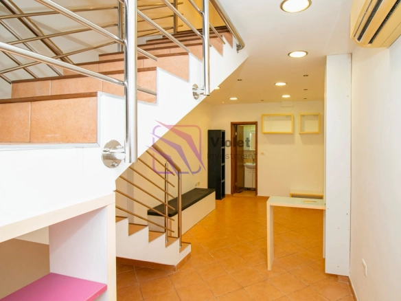 Poslovni prostor 46 m² u Centru