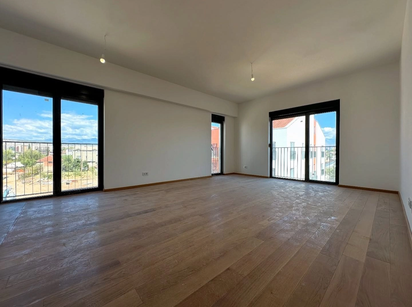 Dupleks-stan-u-kompleksu-Cortex-Selo-Zabjelo-Podgorica-12 Četvorosoban stan 176 m² – Zabjelo, Podgorica — fotografija 13