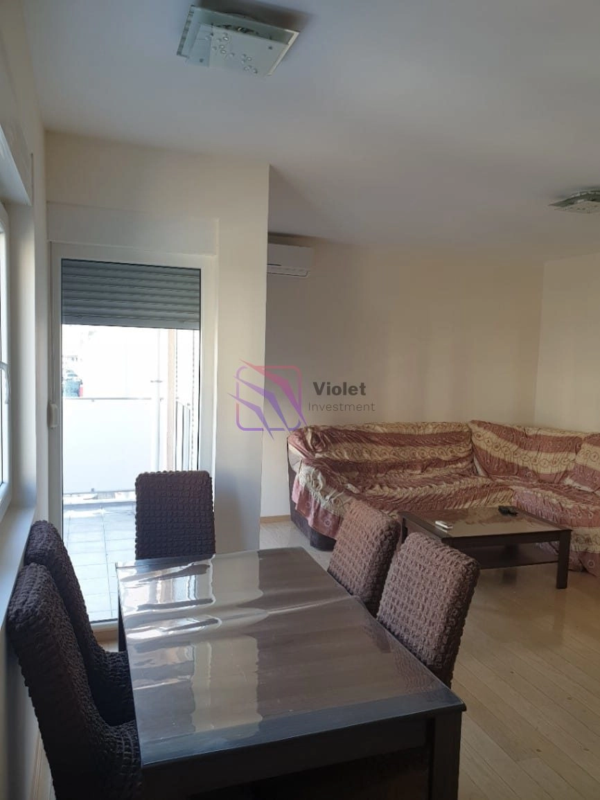 Dvosoban-stan-u-naselju-City-kvart-Podgorica-7 Namješten dvosoban stan u City kvartu, Podgorica — fotografija 8