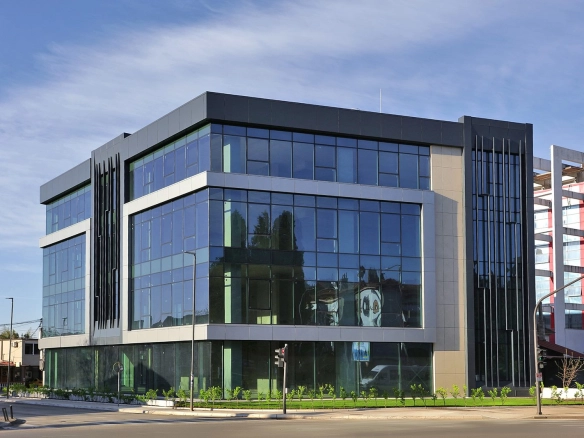 Poslovna zgrada 2542 m² u Centru